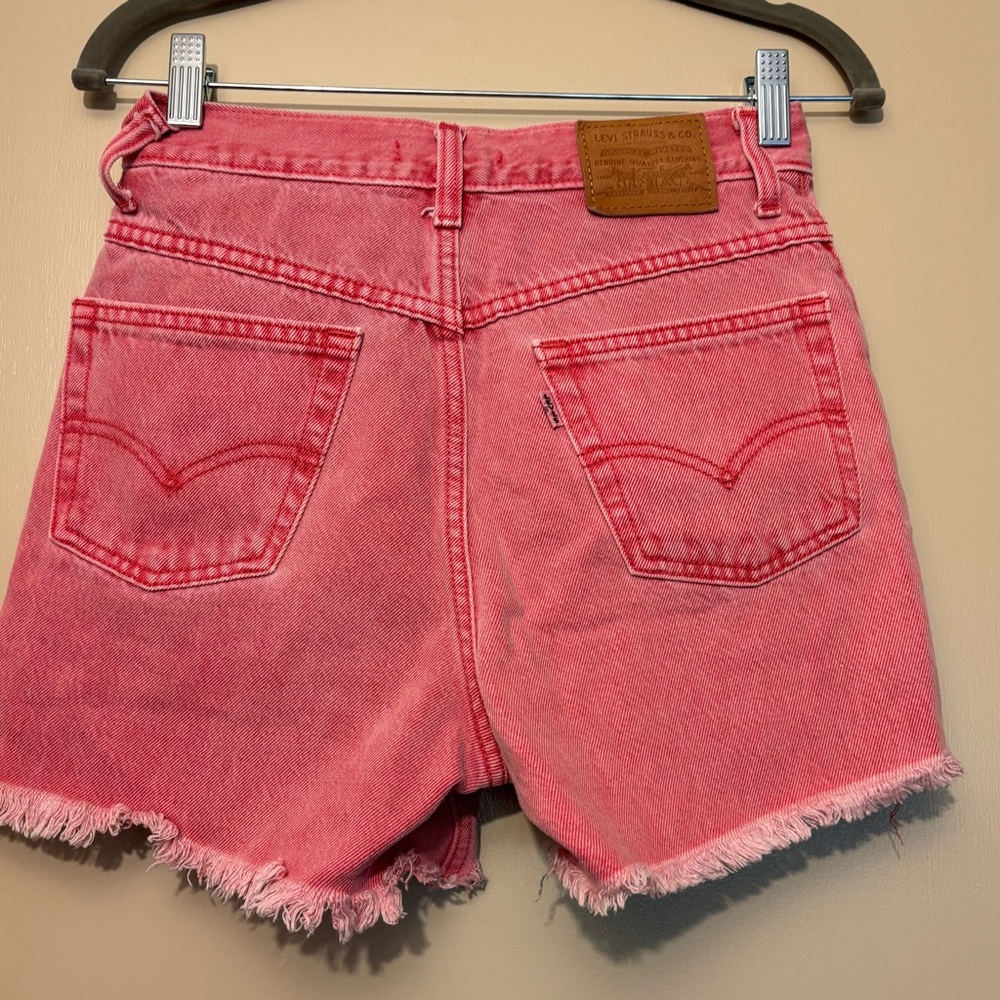 Stylish Pink Denim Women's Shorts - Picture 4 of 7